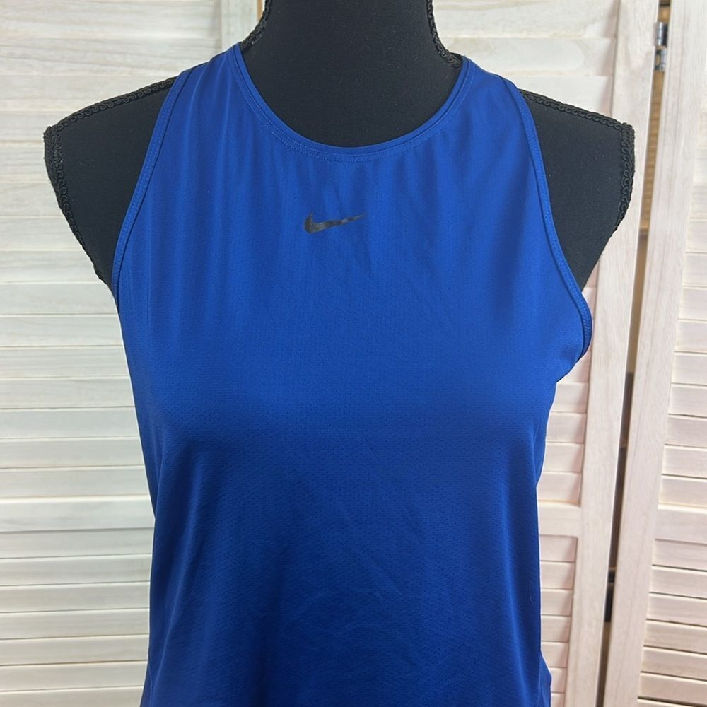 3/$25 Nike Royal Blue Running Singlet Racerback Tank Medium - Picture 2 of 10